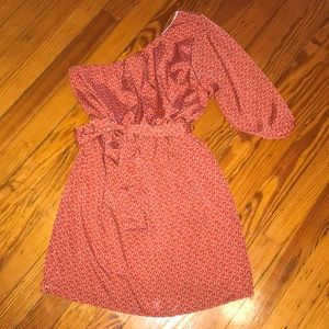 Super cute One Shoulder mini dress.